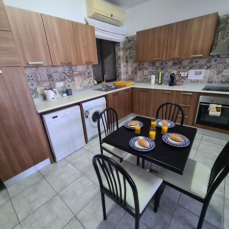 Spacious Seafront Apt Next To Sliema-Valeta Ferry Buitenkant foto