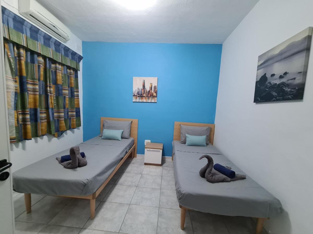 Spacious Seafront Apt Next To Sliema-Valeta Ferry Buitenkant foto