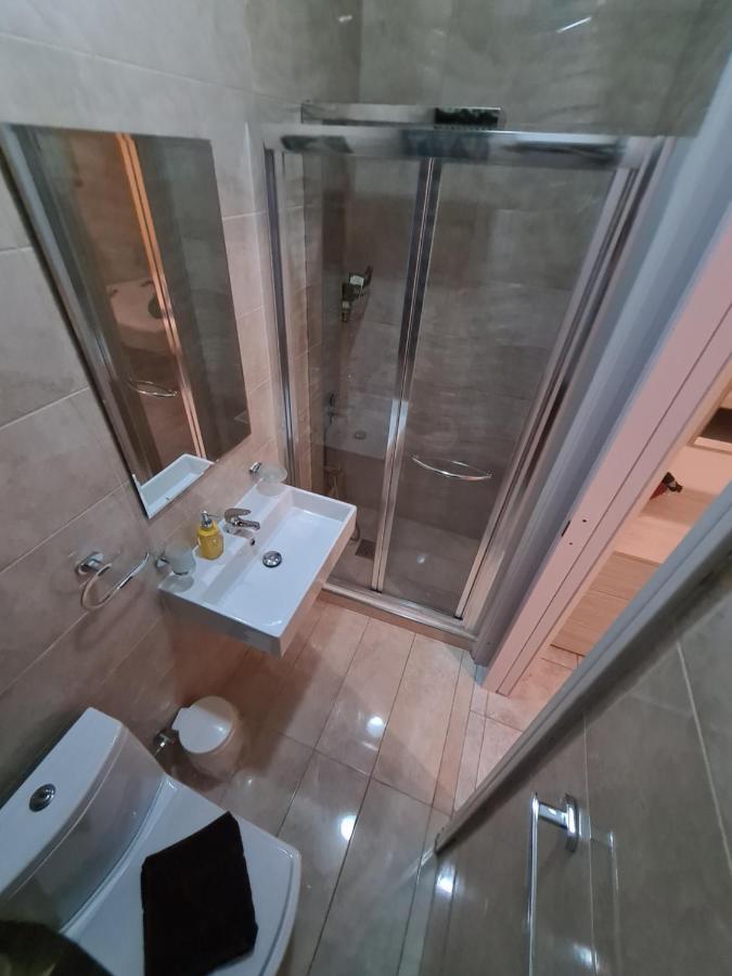 Spacious Seafront Apt Next To Sliema-Valeta Ferry Buitenkant foto