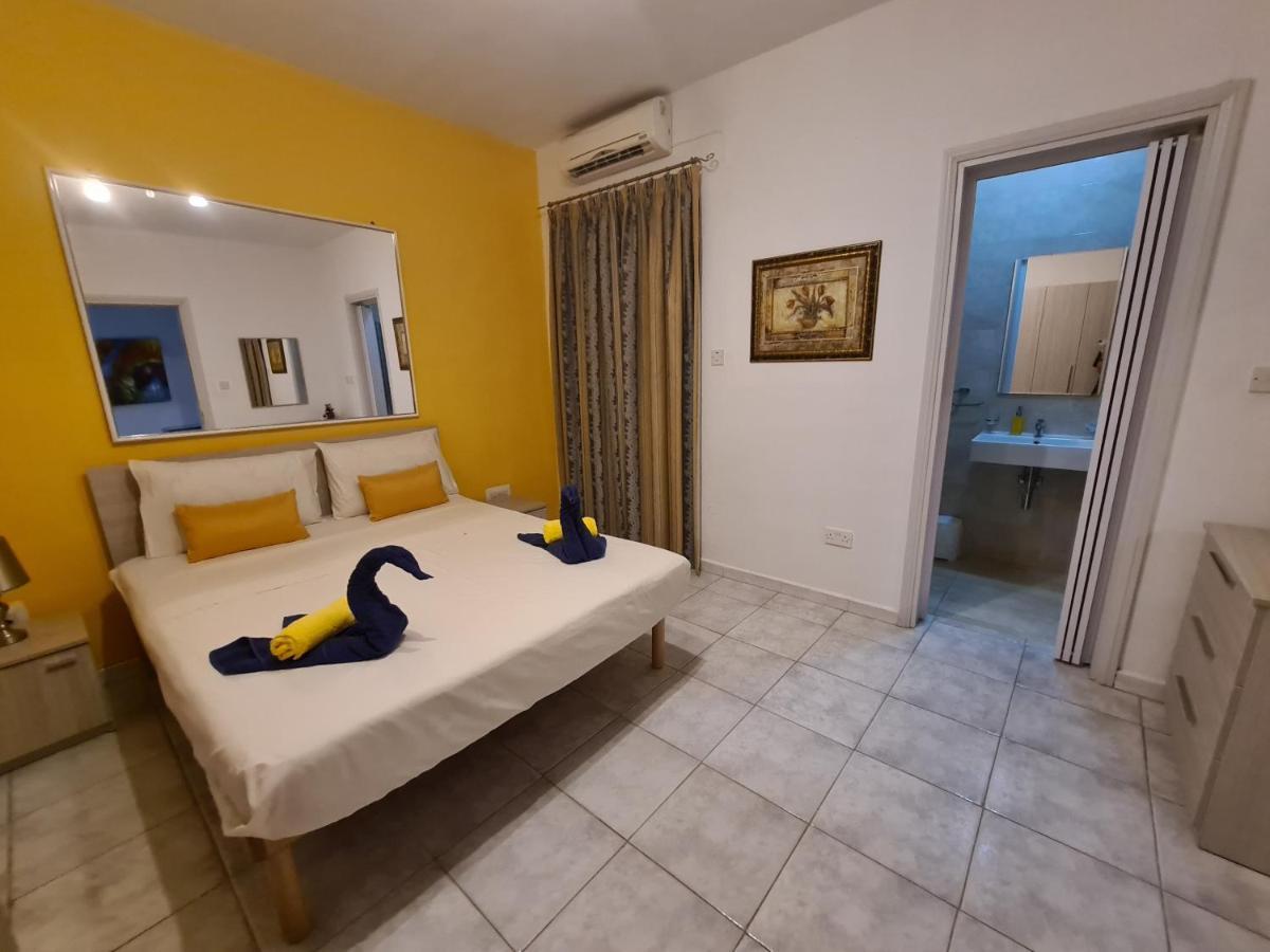 Spacious Seafront Apt Next To Sliema-Valeta Ferry Buitenkant foto