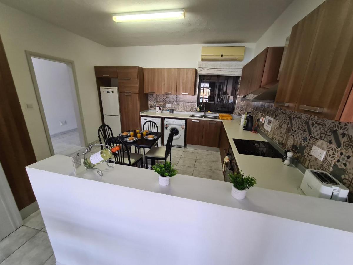 Spacious Seafront Apt Next To Sliema-Valeta Ferry Buitenkant foto